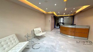 Local comercial en alquiler en Playa de la Fontanilla en Marbella