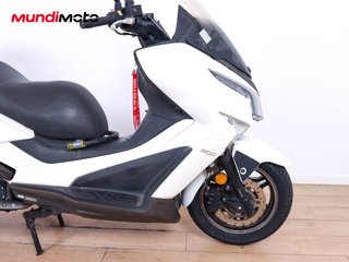 KYMCO GRAND DINK 300 ABS