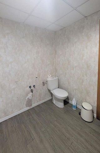 Local comercial en alquiler en Centro en Elche