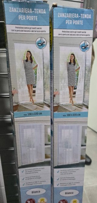 Mosquiteras magnéticas ventana y balcón sin usar
