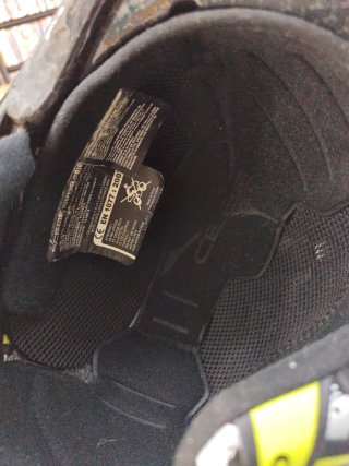 Casco da sci CEBE nero