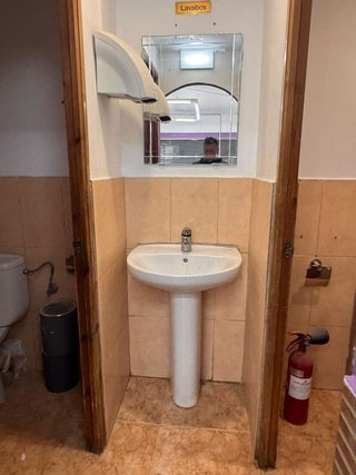 Local comercial en venta en Artigas - Llefià en Badalona
