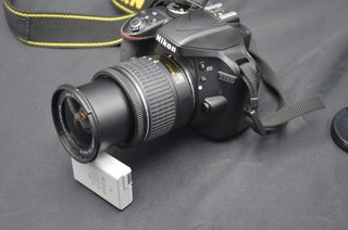 Nikon D3300 + Objetivo 18-55mm