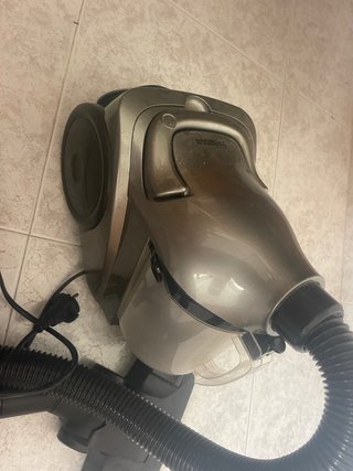 Aspirador Tristar sin bolsa