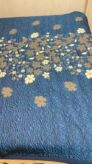 Colcha Cama Azul y Blanca Flores