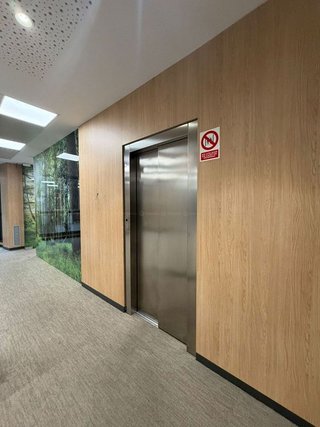 Oficina en alquiler en Centro en Gijón
