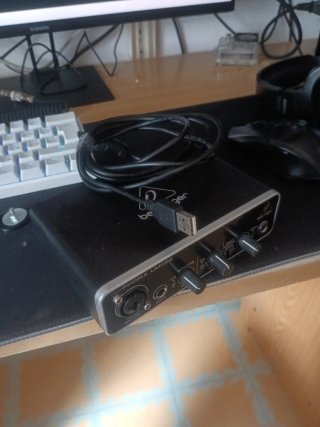 Behringer U-PHORIA UMC22 Interfaz Audio