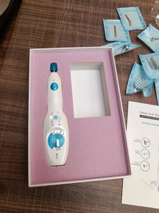 Pluma Profesional USB para limpieza facial