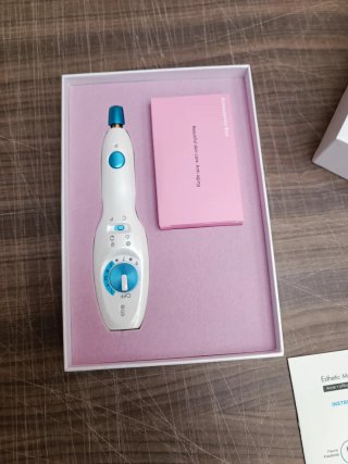 Pluma Profesional USB para limpieza facial