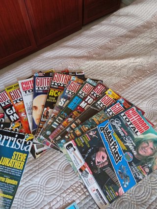 Lote 27 revistas guitarra total+guitarrista+CD's