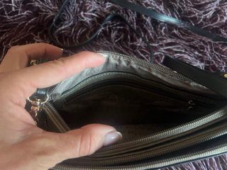 Bolso bandolera antelina topo ¡Nuevo!