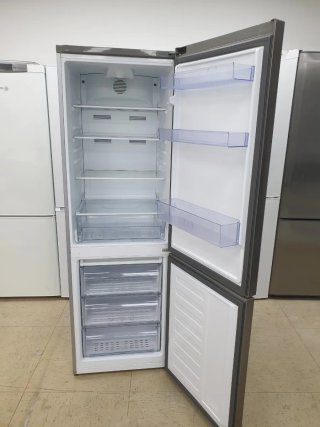 Nevera Combi Beko 1.85m con garantía