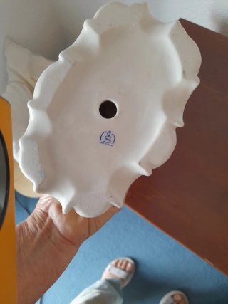 Figura Ángel Pintor obra de Savador Mayoll