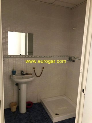 Local comercial en alquiler en Centro en Chiva