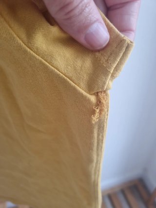 Camiseta Zara amarilla Talla S