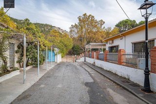 Local comercial en venta en Alfacar