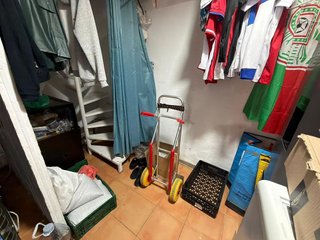 Local comercial en venta en Les Planes en Hospitalet de Llobregat, L´