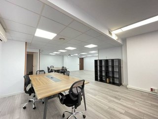 Oficina en alquiler en La Nova Esquerra de l'Eixample en Barcelona