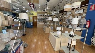 Local comercial en alquiler en Zona Avenida al Vedat en Torrent