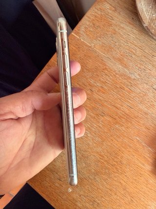 iPhone 11 Pro 64GB Plata con cargador imantado!