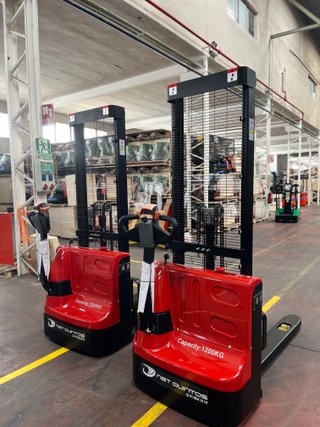 Apilador eléctrico nuevo
