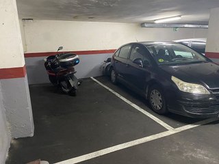 Garaje en venta en Pacífico en Madrid