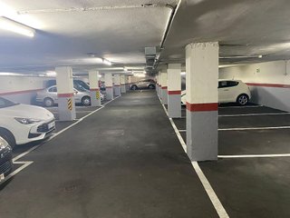 Garaje en venta en Pacífico en Madrid