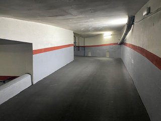 Garaje en venta en Pacífico en Madrid