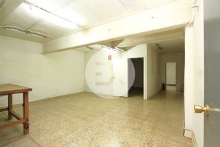 Local comercial en alquiler en El Castell-Poble Vell en Castelldefels