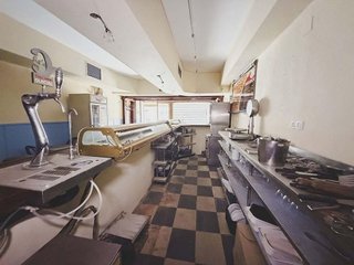 Local comercial en venta en Zona Bahía Blanca en Cádiz
