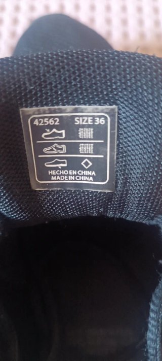 Zapatillas deportivas negras