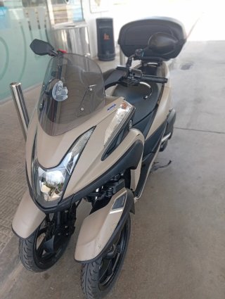 Yamaha Tricity 125 2023 Beige/Negro