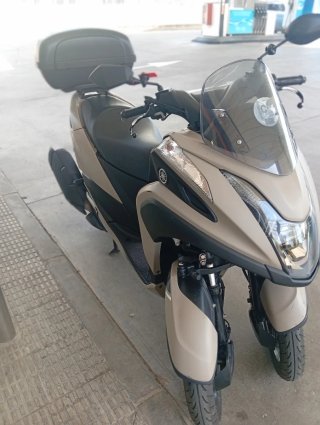 Yamaha Tricity 125 2023 Beige/Negro