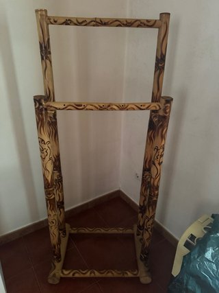 Burra de ropa de bambú y madera EN CIUTADELLA