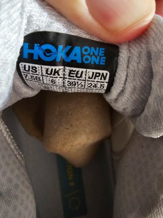 Zapatillas Hoka Blancas y Azules