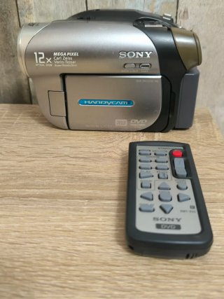 Cámara Mini DVD Sony Plata y Negra
