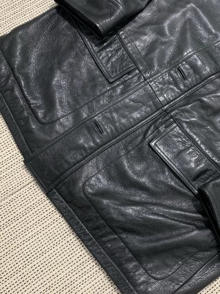 Cazadora parka cuero negra