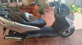 Suzuki Burgman 150cc - ITV 12/26 Telef. 633201554