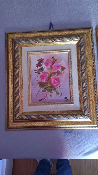 Pareja de cuadros de flores en oro