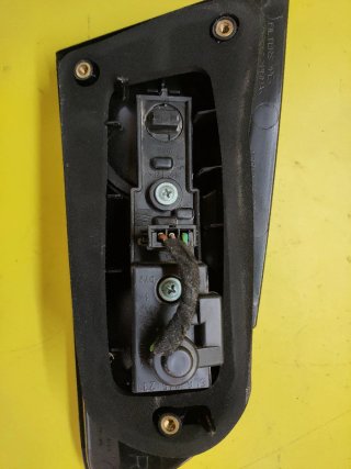 PILOTO TRASERO DERECHO PORTON SEAT IBIZA 6L (ROJO)
