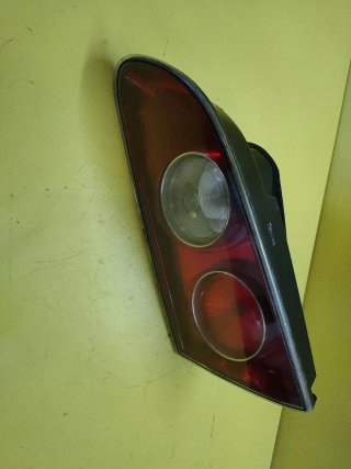 PILOTO TRASERO DERECHO PORTON SEAT IBIZA 6L (ROJO)