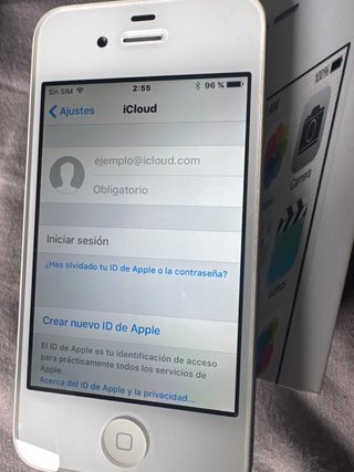 iPhone 4S 8GB  impeccabile