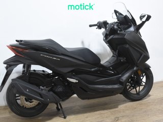 HONDA FORZA 125