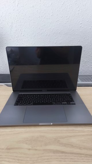 MacBook Pro 16 2019 i9 16GB 1TB + Caja