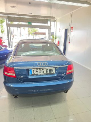 Audi A6 2.4 V6