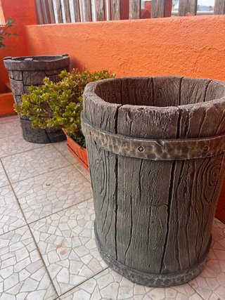 Vaso Artesanal Estilo Tronco Cimento