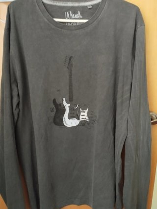 Camiseta Rockera