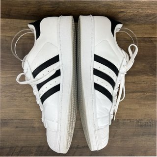 Adidas Superstar Talla 43 Blanco y Negro