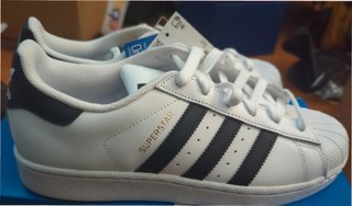 Adidas Superstar Talla 41 Blancas Negras