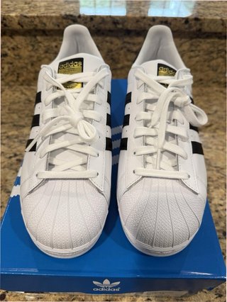Adidas Superstar Talla 41 Blancas Negras
